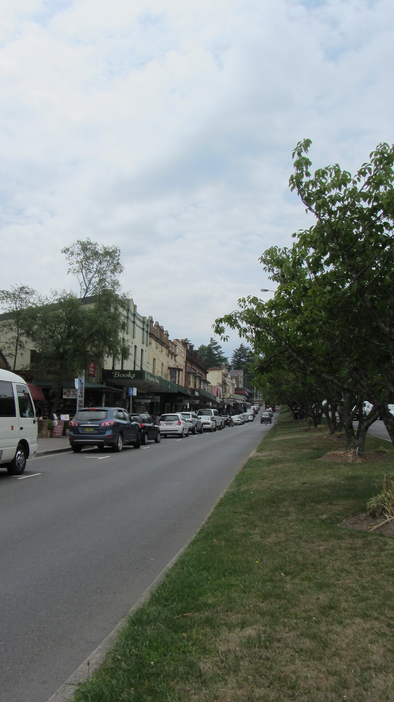 Leura Village